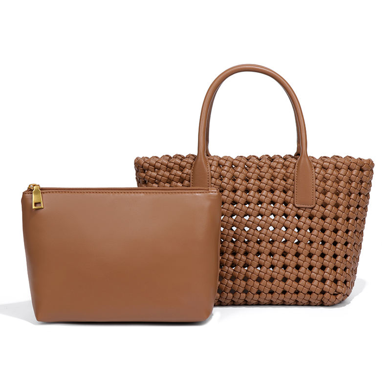 B1779 # สีน้ำตาล