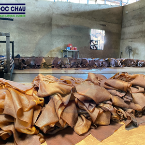 Bande transporteuse en caoutchouc naturel 100% haute résistance RSS3, feuilles nervurées fumées, directement de l'usine, pour l'industrie des pneus, directement du Vietnam - Product Image 1