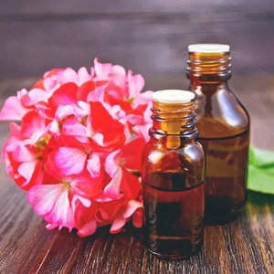 Aceite Esencial de Geranio Absoluto 100% Puro y Natural, Extracto Floral, Aceite Botánico para el Cuidado de la Piel y Aromaterapia - Product Image 1