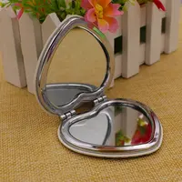 Miroir cosmétique compact et personnalisé en forme de cœur, pour fille, cadeau féminin