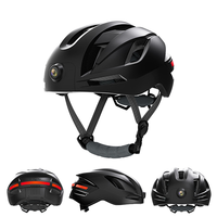 Caméra de casque intelligente 1080P sans fil BT Sports GPS Caméra avec batterie 1350mAh Télécommande Turning Light