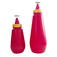 Emballage de bouteille de condiment vide en PE-BD personnalisé de 250ml 350ml 500ml 700ml 1000ml facile à presser pour sauce chili chaude au ketchup avec bouchon torsadé