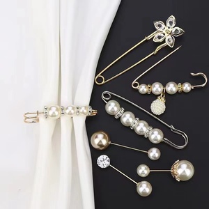 Vente en gros, short, pantalon, bijoux, épingles <span class=keywords><strong>élastique</strong></span>s, vêtements, accessoires, broches - Product Image 1