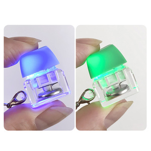 Tùy chỉnh LED Keycaps chuyển đổi Keychain trống giải nén Bàn phím bồn chồn đồ chơi nút căng thẳng cứu trợ Quà Tặng - Product Image 3