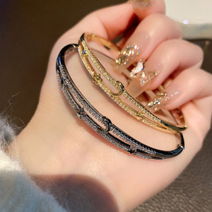 Pulsera de circonita con estrella y luna en oro y plata, microincrustada, para mujer, joyería de aniversario, pulseras unisex de moda. - Product Image 2