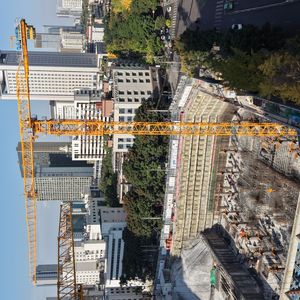 Grue à tour à plateau plat DAHAN QTZ500-8530-25T Portée 85m Hauteur maximale 350m Moment de levage nominal 500t.m Moteur Utilisation de la construction à des fins de vente - Product Image 6