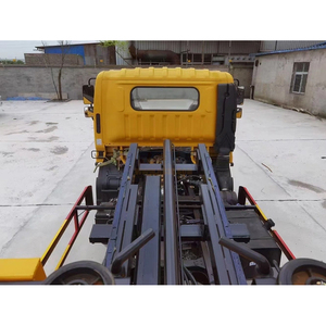 Camión grúa de plataforma plana Dongfeng económico con elevador de ruedas para transporte de vehículos en carretera - Product Image 6