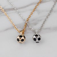 Fußball Anhänger Halskette 18 Karat vergoldet Edelstahl Fußball Schmuck für Männer Trendy Sport Fan Kette