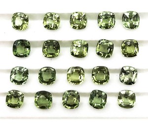Zafiro Verde Natural, Corte Cuadrado Cojín, Gema Suelta de 4-6 mm, 5 CT, Certificado IGI para Joyería - Product Image 1