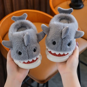 Mignons chaussons d'hiver en coton en forme de requin, automne-hiver, garçons et filles, intérieur, maison, antidérapants, chauds, dessin animé, chaussons pour bébé - Product Image 5