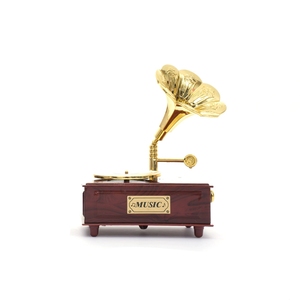 Boîte à musique rétro européenne pour la maison, le salon, le bar, le café, décoration ornementale - Product Image 1