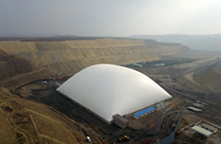 Structure à membrane gonflable soutenue par l'air, dôme sportif, gymnase à membrane gonflable en PVDF pour terrain de basket-ball et de football