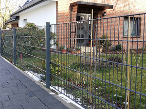 Clôture en double <span class=keywords><strong>grillage</strong></span> métallique renforcé, maille de sécurité durable, construction soudée, fil barbelé pour une prévention accrue des intrusions - Product Image 6