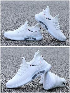 Zapatillas deportivas de moda para hombre YATAI, transpirables, con parte superior de malla, para correr, informales, para verano, primavera y otoño. - Product Image 3