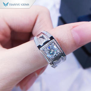 Anillo de Moissanita para Hombre Tianyu, Bisel Cuadrado de Lujo, Plata S925, 0.5CT 1CT, Tallas Disponibles para Boda y Compromiso - Product Image 3