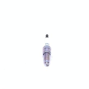 101905606A Autopartes Bujías de Encendido de Iridio para NGK VW Touareg A3 TT Eos Golf R32 - Product Image 1