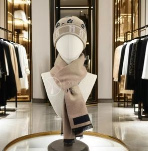 Gorro caqui de lana de diseñador de lujo, conjunto de bufanda, logotipo personalizado, tejido bordado, accesorios cálidos de invierno para hombres, división de adultos - Product Image 4