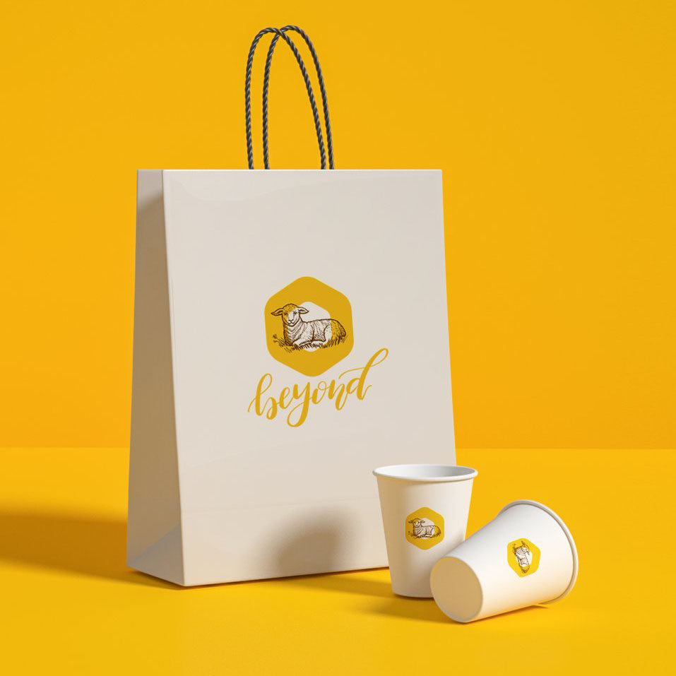 Wholesale Custom  Enviro<i></i>nmental Protection Paper Bag Recyclable Packaging Paper Bags  with  logo