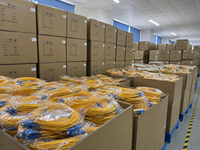 Kabel Patch Fiber Optik SC/LC/ST/MPO UPC/APC/PC 3.0mm 2.0mm Single/Multi-Mode G657A1 Jaringan FTTH Garansi 1 Tahun Dapat Disesuaikan