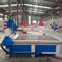 Routeur CNC industriel ATC à haute rigidité avec cadre en profilé aluminium, table en PVC, 4 axes, double roulement, déplacement 1300x2500mm