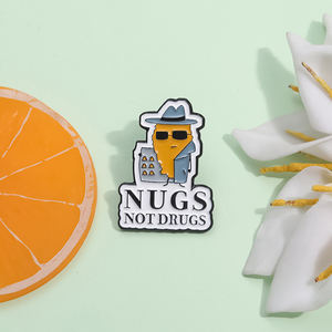 NÜSSE NICHT DROGEN Cartoon Text Inspector Emaille Brosche Mode Kleidung Accessoires Geschenk Schmuck - Product Image 2