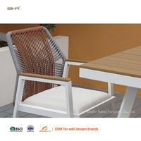 Ensemble de table à manger en aluminium blanc moderne BHR avec 6 chaises, meubles de patio extérieur pour hôtel et entrée