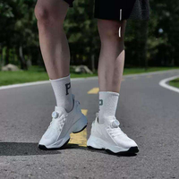 Nouvelles Chaussures Rehaussantes Respirantes en Tricot TPU Style Rétro Décontracté pour Homme, Chaussures de Sport à Talon Élevé, Fournisseur d'Usine ODM OEM