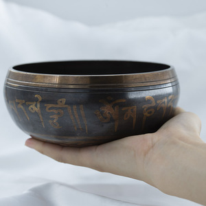 Ciotola di rame tibetana fatta a mano dell'himalaya di nuovo arrivo ciotola di canto tibetana di alta qualità e martellata per la meditazione di Yoga calmante - Product Image 5