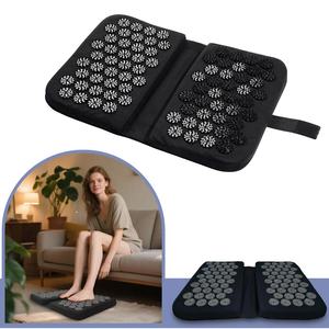 Tapis de pied de massage pliable d'acupression avec 33 saillies douces en forme d'aiguille pour un massage précis des <span class=keywords><strong>points</strong></span> d'acupuncture - Product Image 1