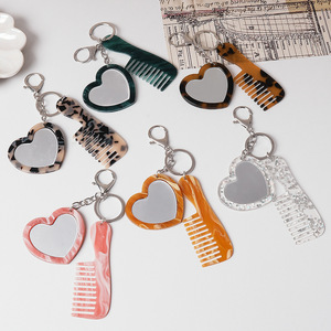 Porte-clés miroir de maquillage cœur scintillant, breloque de sac brillante, accessoires à suspendre au voiture - Product Image 1