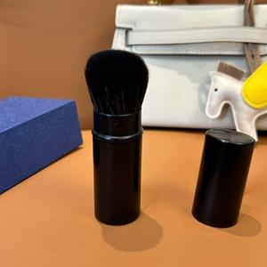 factory wholesale of popular mushroom-shaped makeup <b>brushes</b> fit precisely, apply evenly, and are comfortable to use. - Product Image 6