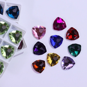 3D Tự Làm Phụ Kiện May Mặc 12Mm 17Mm Chất Béo Tam Giác Pha Lê May Trên Đá Thủy Tinh Flatback May Rhinestone Cho Quần Áo Ăn Mặc Giày - Product Image 3