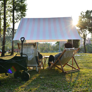 Cabane en toile rayée <span class=keywords><strong>chic</strong></span> - Abri en A facile à installer avec des poteaux en bois pour la location <span class=keywords><strong>de</strong></span> clubs <span class=keywords><strong>de</strong></span> plage <span class=keywords><strong>de</strong></span> luxe - Product Image 1