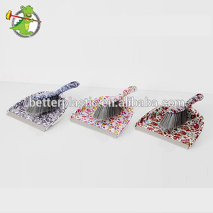 Venta al por mayor de plástico Mini barriendo mano escoba con recogedor conjunto panited - Product Image 1
