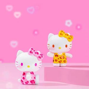 100% Authentique Cartoon 10 Sachets/Boîte <span class=keywords><strong>Hello</strong></span> Kittyed Summer Rainbow Candy PVC Mini Figurines Sac Surprise Jouets de Collection Boîte Mystère - Product Image 2