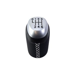Pommeau de levier de vitesse Renault 6 vitesses en cuir ergonomique pour transmission manuelle - Product Image 1