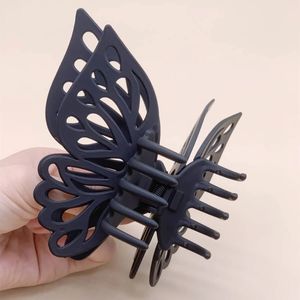 Qianjin工場卸売ダブル中空シャーククリップつや消しマット大型プラスチックバタフライヘアクロー - Product Image 4