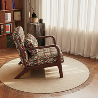 Fauteuil d'appoint en coton et lin imprimé, style Mid-Century Modern, avec accoudoirs courbes et structure en bois massif, pour intérieur