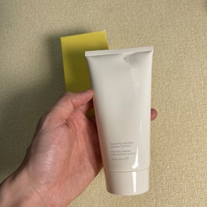 Serie Para el Cuidado de <span class=keywords><strong>la</strong></span> Piel Crema de 150 ml Gel de <span class=keywords><strong>Piña</strong></span> Esencia Leche Limpiadora de Castor Para Belleza Funda de Teléfono al Por Mayor - Product Image 6