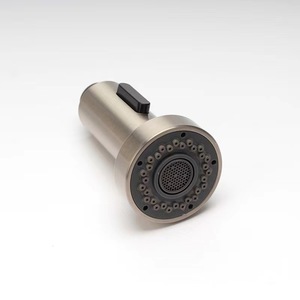Buse de pulvérisation pour robinet de cuisine Bingtao en acier inoxydable brossé, extractible, avec aérateur et tuyau pour sortie d'eau d'évier - Product Image 2