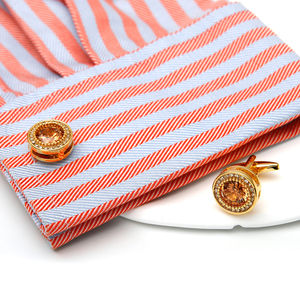 Mancuernillas de Estilo Vintage para Hombre, de Lujo Ligero, Redondas, Chapadas en Oro, de Cobre, con Incrustaciones de Circonita y Diamantes de Imitación - Product Image 3