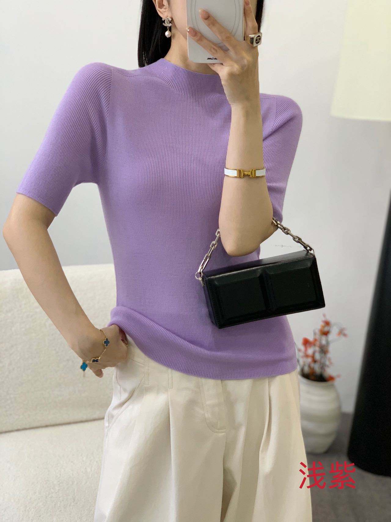 สีม่วงอ่อน