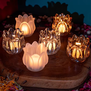 Portavelas Transparentes de Cristal con Forma de Corona para Velas de Té, para Decoración de Bodas, Fiestas y Hogar - Product Image 5