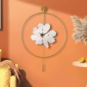 Đồng Hồ Trang Trí Treo Tường Sang Trọng Nhẹ Pha Lê Đơn Giản 50*50Cm Đồng Hồ Hoa Mặt Sứ Với Giá Thấp - Product Image 2