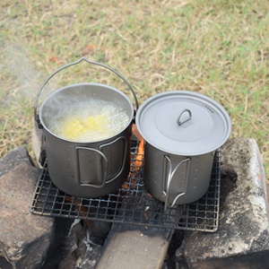 <span class=keywords><strong>Pot</strong></span> suspendu en titane pour camping en plein air, 900 ml, poignée <span class=keywords><strong>pliable</strong></span> pour la randonnée, léger - Product Image 5