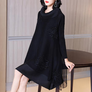 Miyake 2025 automne nouvelle mode décontracté robe plissée vêtements pour femmes dans les grandes tailles <span class=keywords><strong>grande</strong></span> <span class=keywords><strong>taille</strong></span> robes - Product Image 6