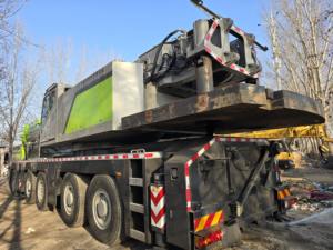 Haute qualité ZAT2000V <span class=keywords><strong>camion</strong></span>-grue <span class=keywords><strong>prix</strong></span> compétitif vente 70 tonnes capacité de chargement nominale Zoomlion cylindre hydraulique essentiel - Product Image 2