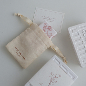 Sacs d'emballage pour bijoux en coton naturel réutilisables avec logo personnalisé, pochette cadeau en lin - Product Image 3