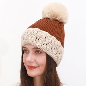 <span class=keywords><strong>Bonnet</strong></span> tricoté rayé pour <span class=keywords><strong>femme</strong></span>, nouveau style, <span class=keywords><strong>avec</strong></span> cache-oreilles épaissis, mignon, chaud et résistant au froid, idéal pour l'automne et l'hiver - Product Image 2