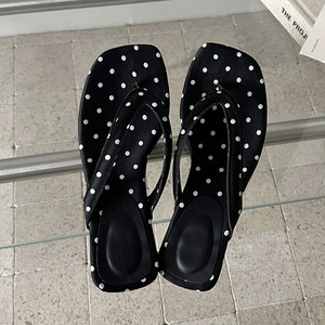 Fashion Clip Toe Square Low <b>Heels</b> Women Slippers High Quality Silk PU Lining Polka Dot ELEGANT Flip-Flops Party Summer - Product Image 6